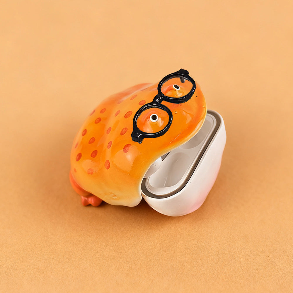 Creative Frog Design Hard Plastic Earphone Case