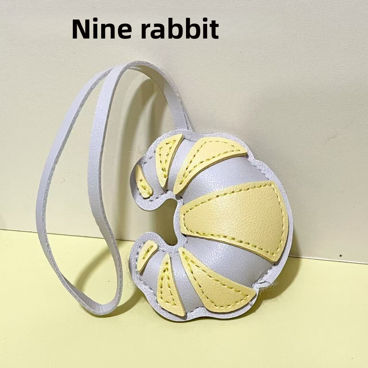Creative handmade small-batch bread pendants