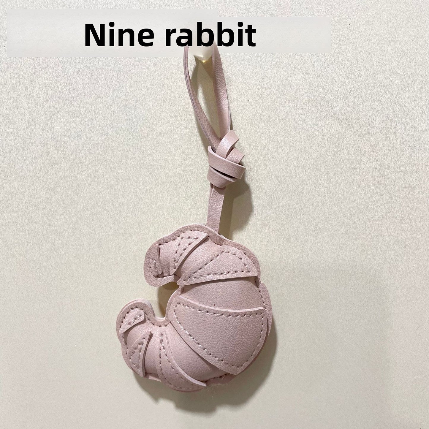 Creative handmade small-batch bread pendants