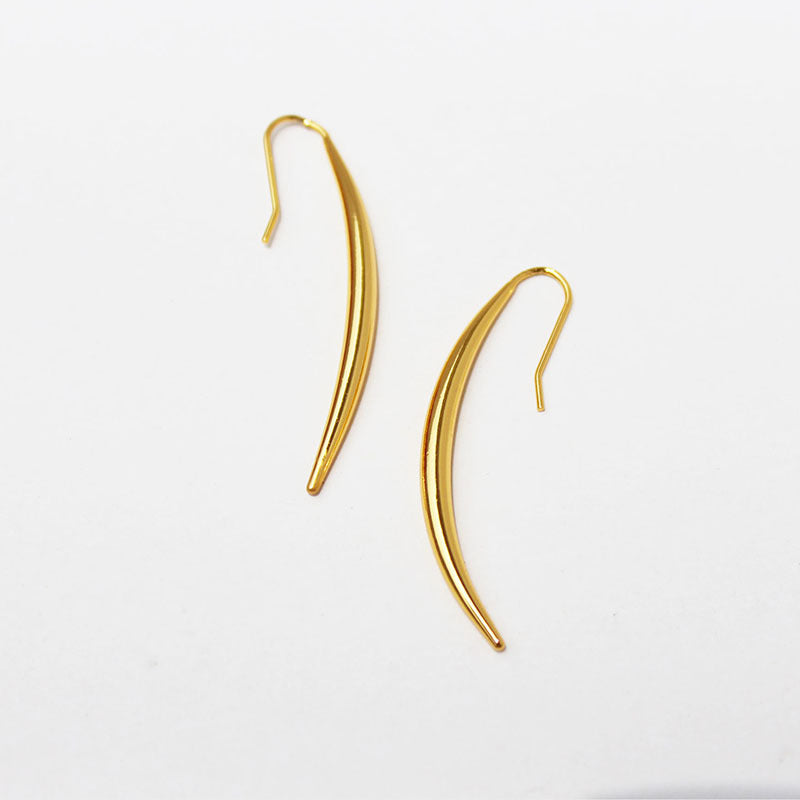 Crescent Moon Line Earrings