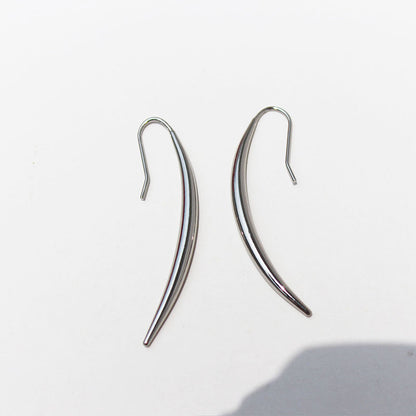 Crescent Moon Line Earrings