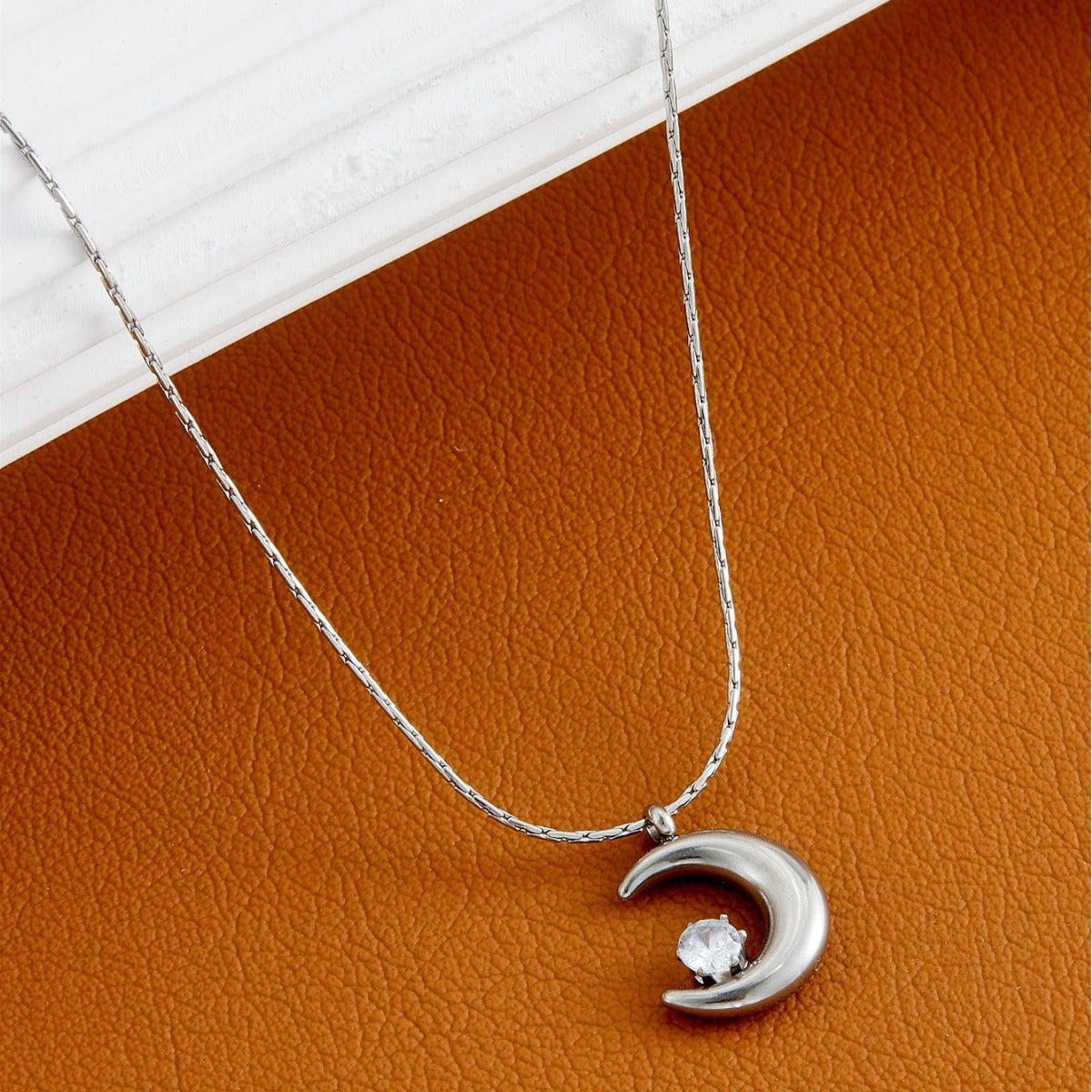 Crescent Moon Small Crescent Claw Diamond Moon necklace