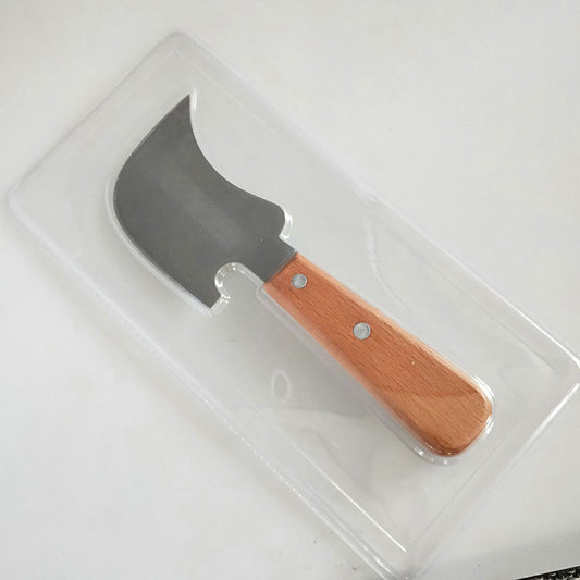 Crescent-shaped shovel blade