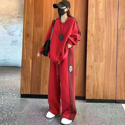 Crew-neck hoodie and wide-leg pants