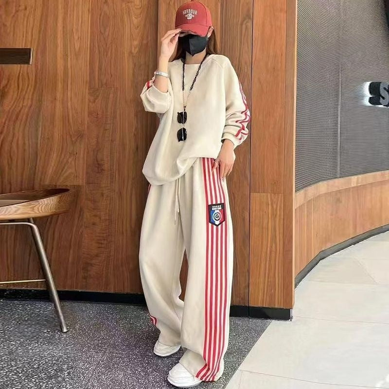 Crew-neck hoodie and wide-leg pants