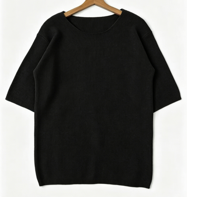Crew-neck knit sweater
