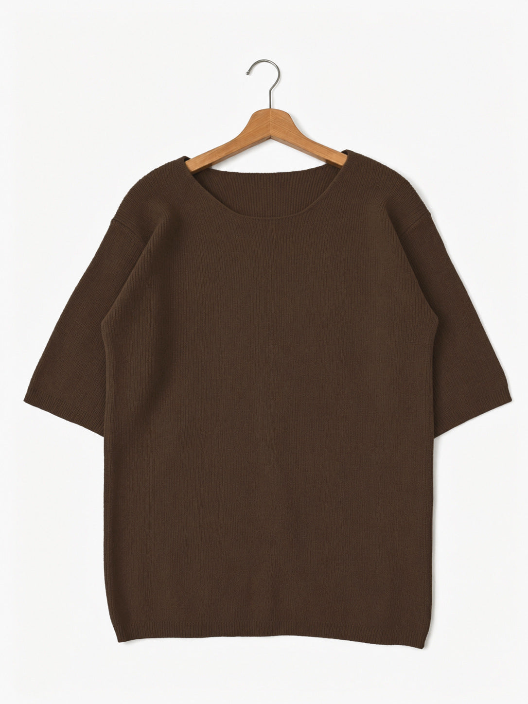 Crew-neck knit sweater