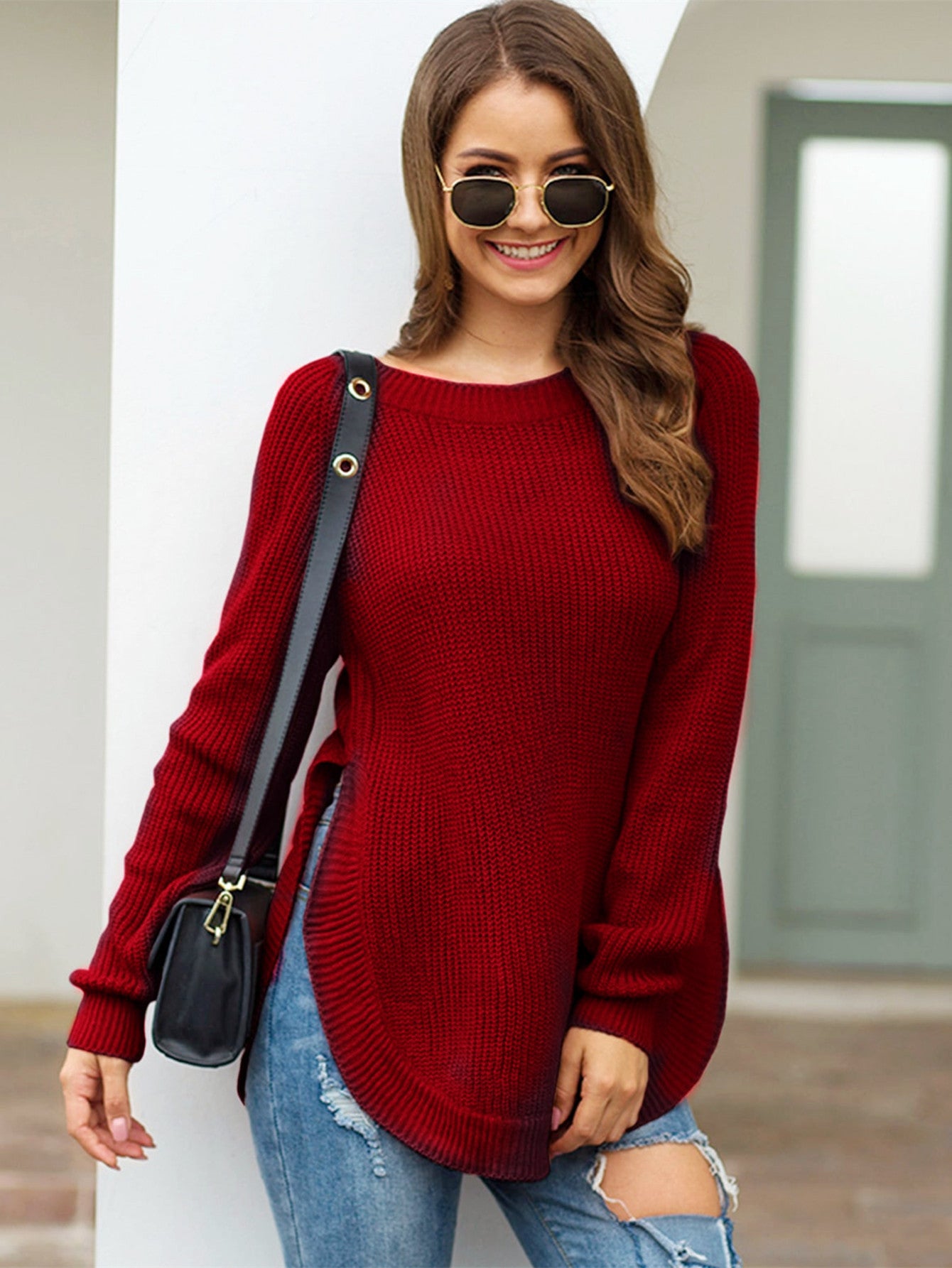 Crew neck long-sleeved pullover sweater