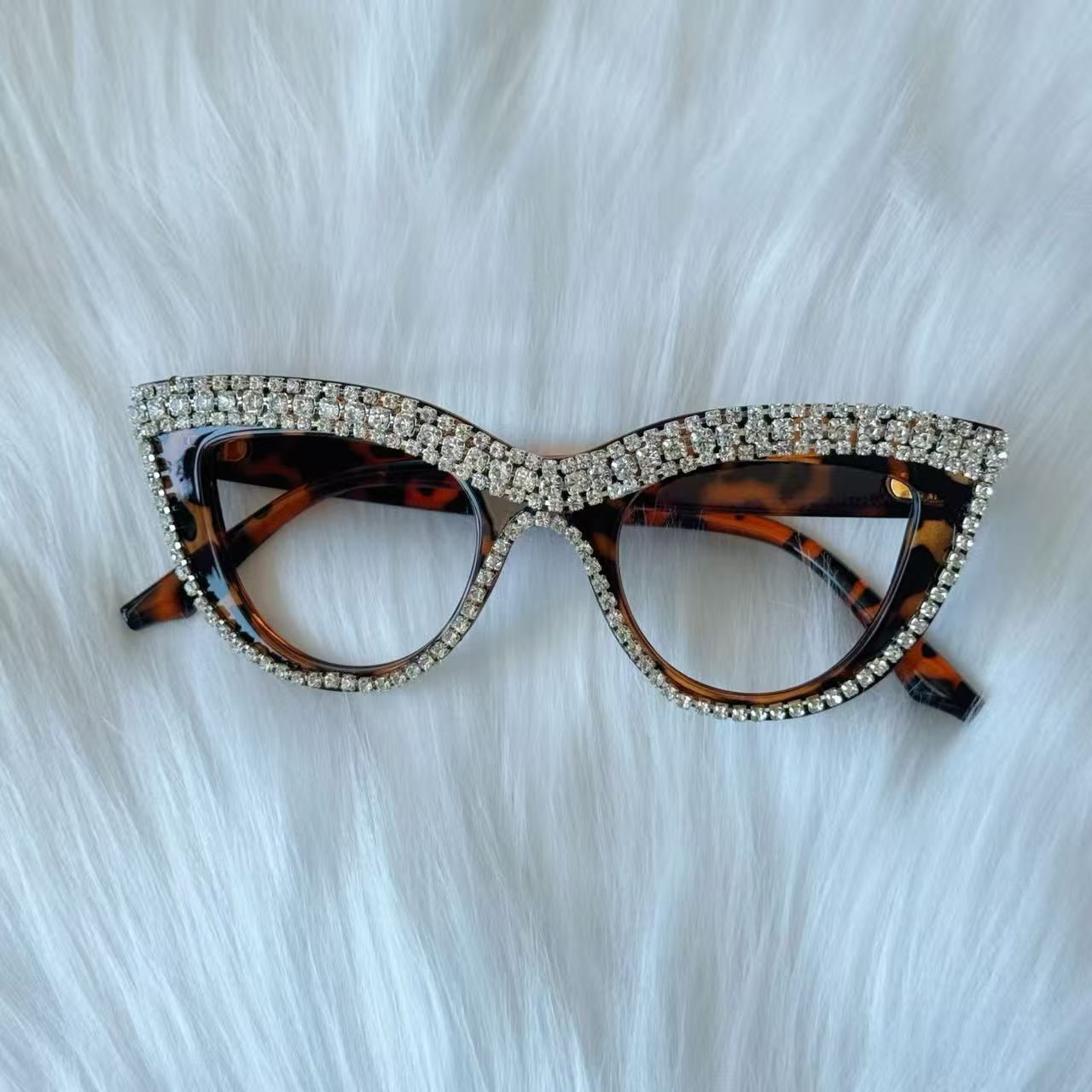 CrHandmade cat-eye sunglasses