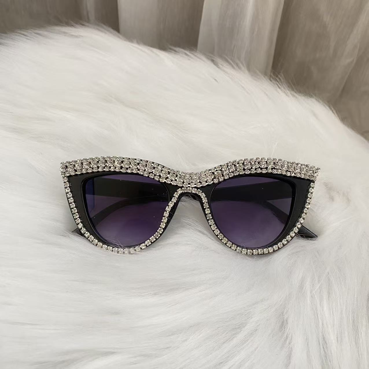 CrHandmade cat-eye sunglasses