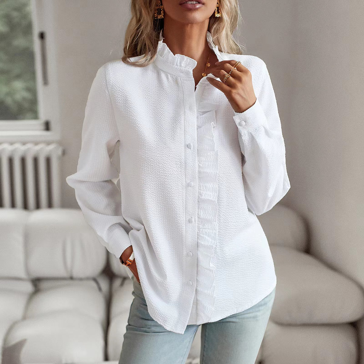 Crisket-Collar Cardigan