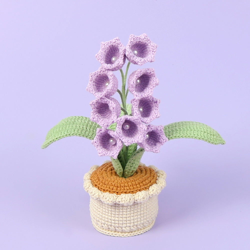 Crocheted realistic potted plants