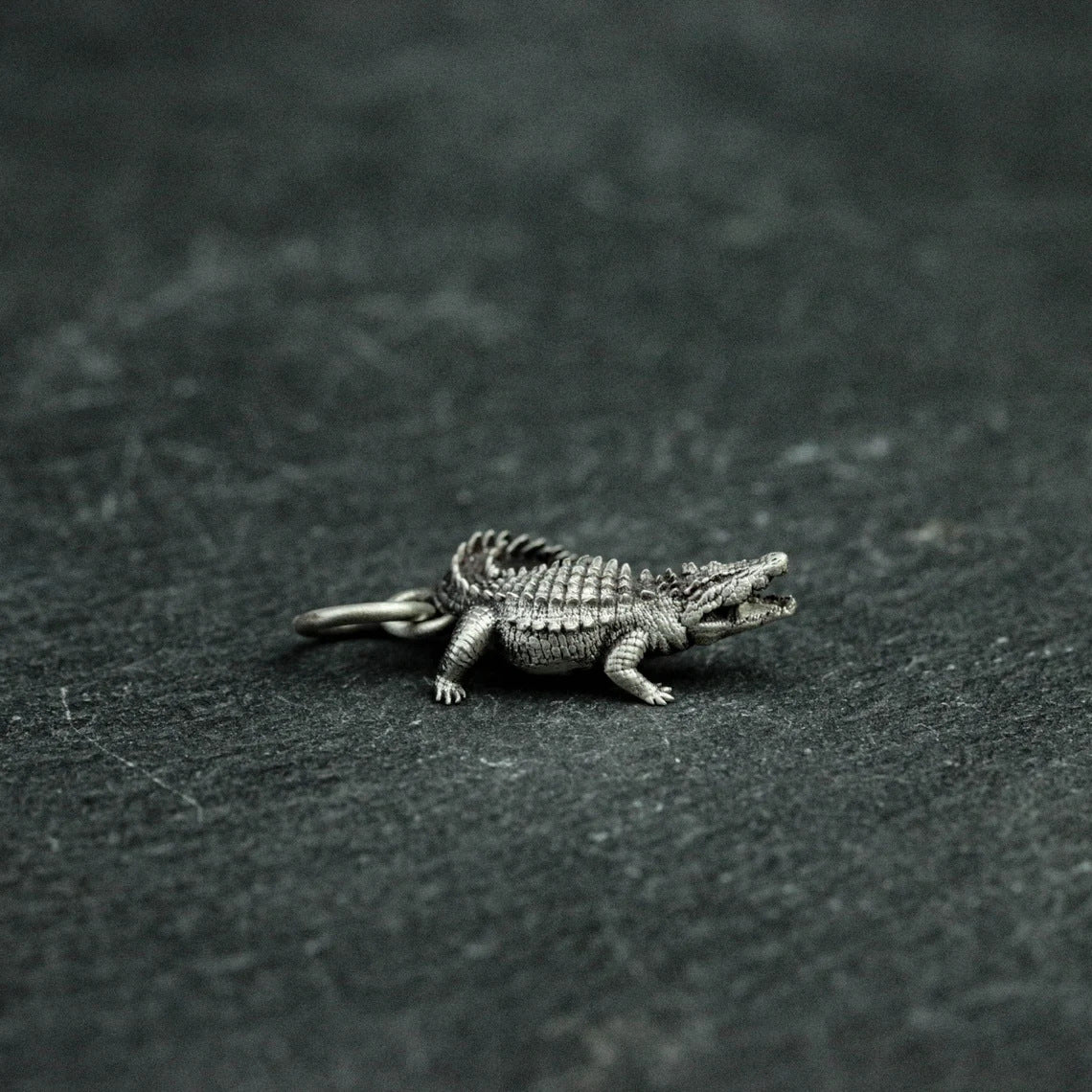 Crocodile Animal Model Pendant Necklace