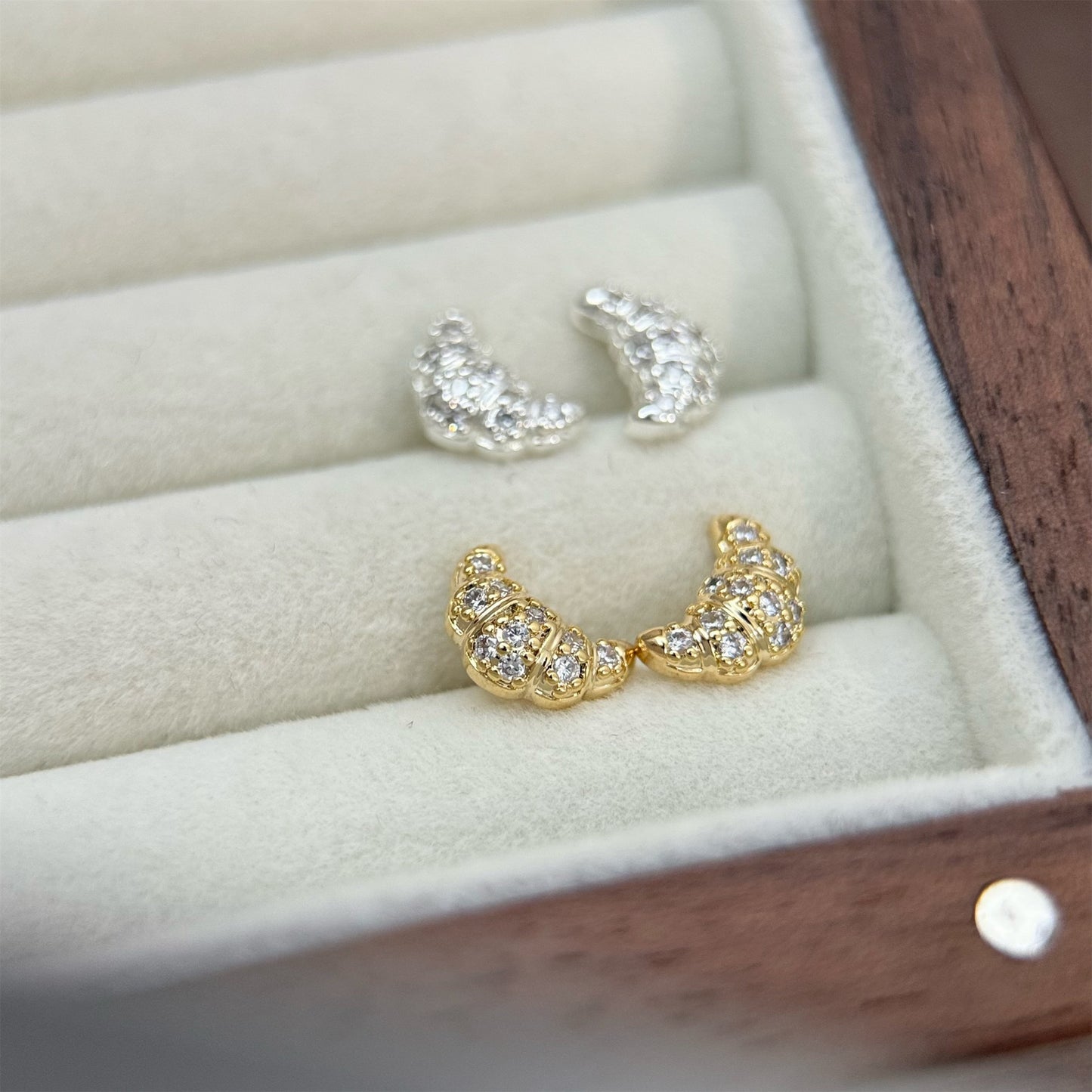Croissant ear studs