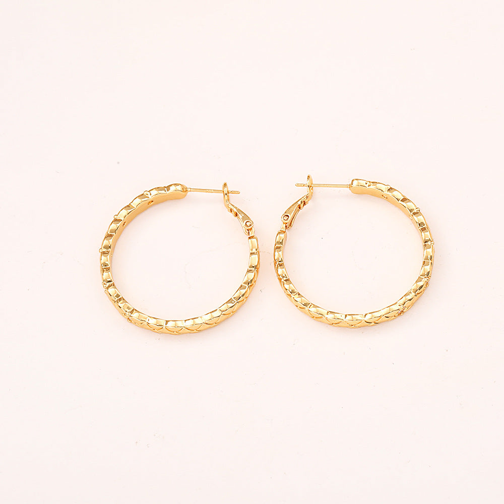 Cross grain earrings