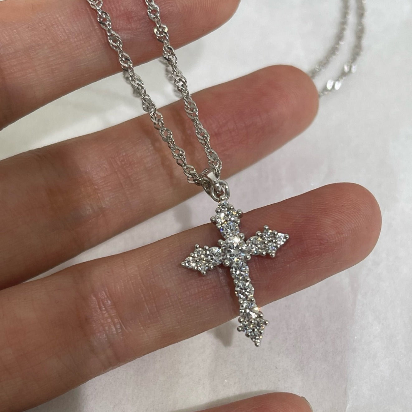 Cross Pendant Neckchain