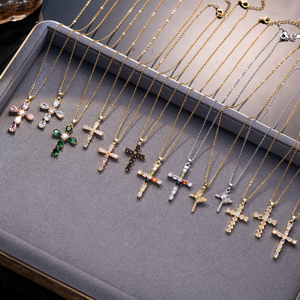 Cross pendant necklace