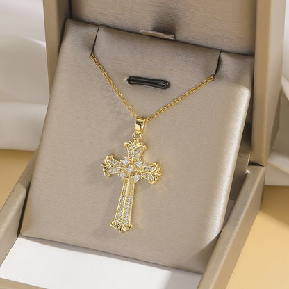 Cross pendant necklace