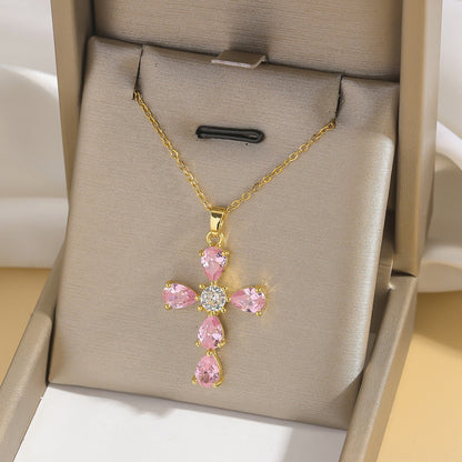 Cross pendant necklace