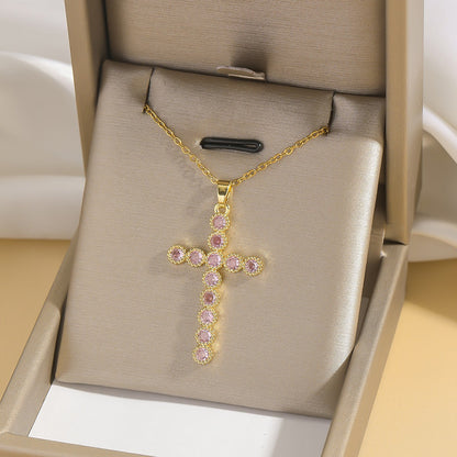 Cross pendant necklace