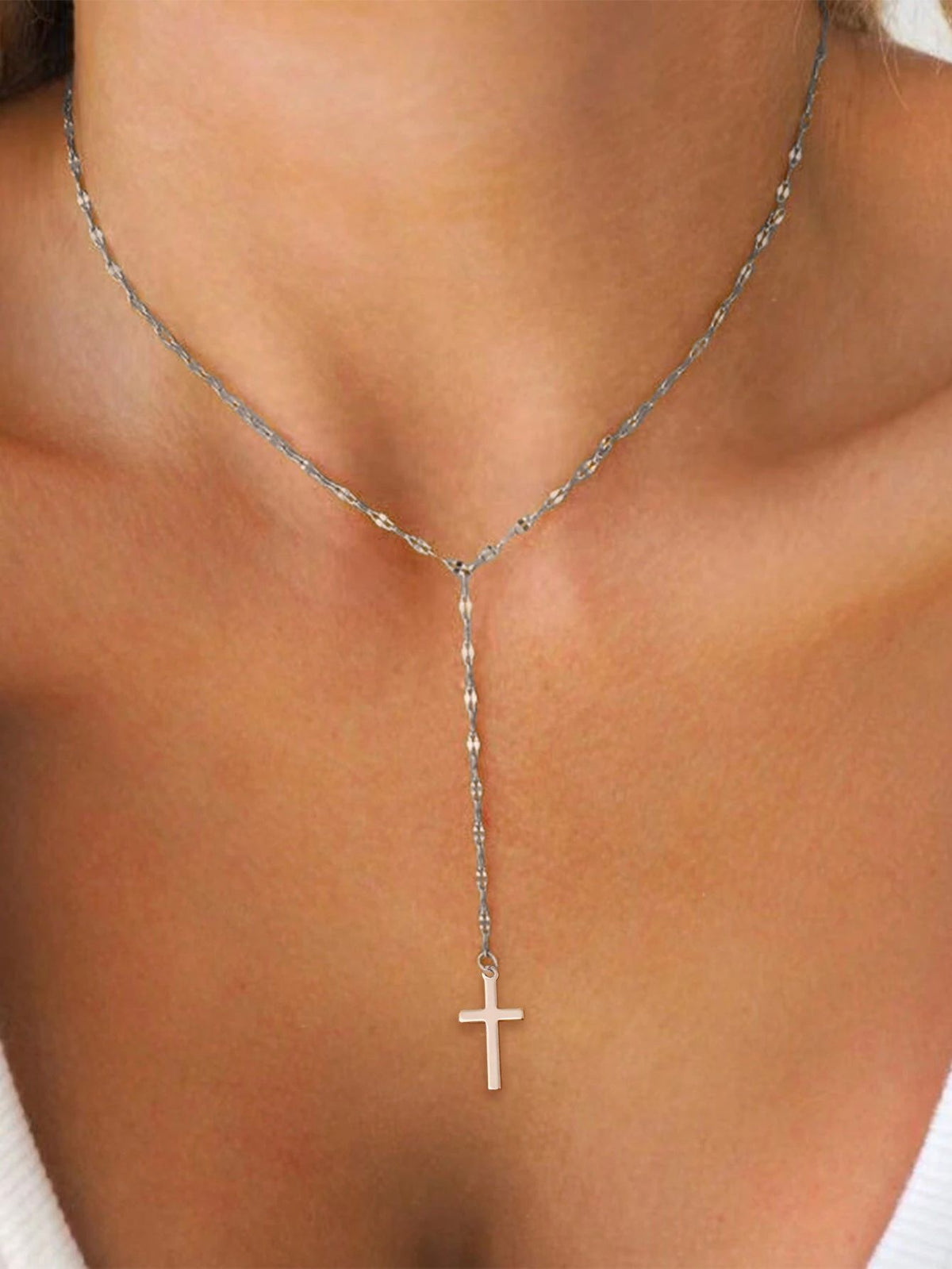 Cross pendant necklace