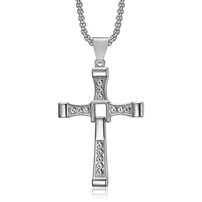 Cross pendant necklace