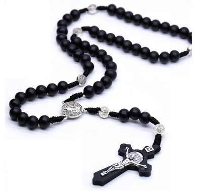 Cross-shaped brown necklace