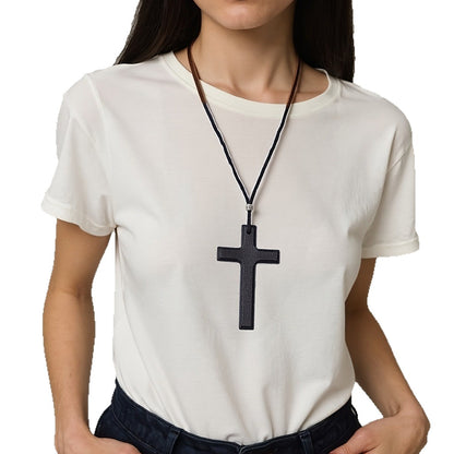 Cross-shaped car pendant