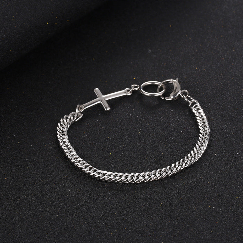 Cross-shaped Cuban chain