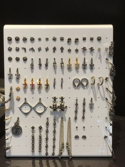 Cross-shaped stud earrings