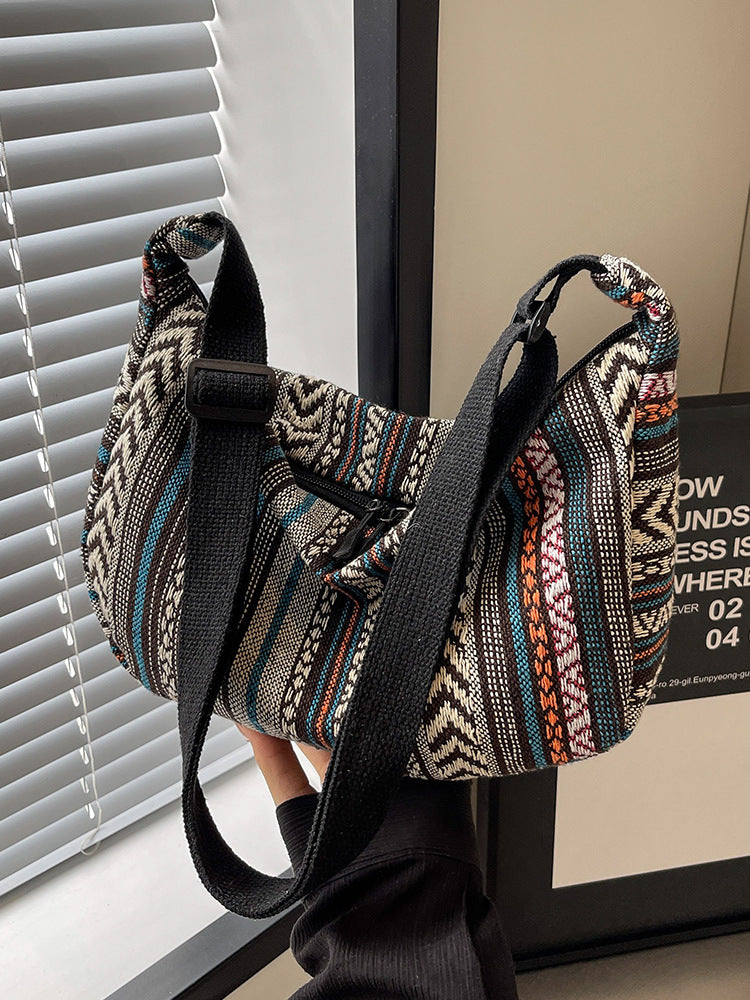 Crossbody dumpling bag