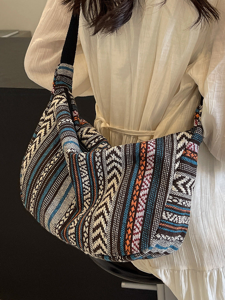 Crossbody dumpling bag