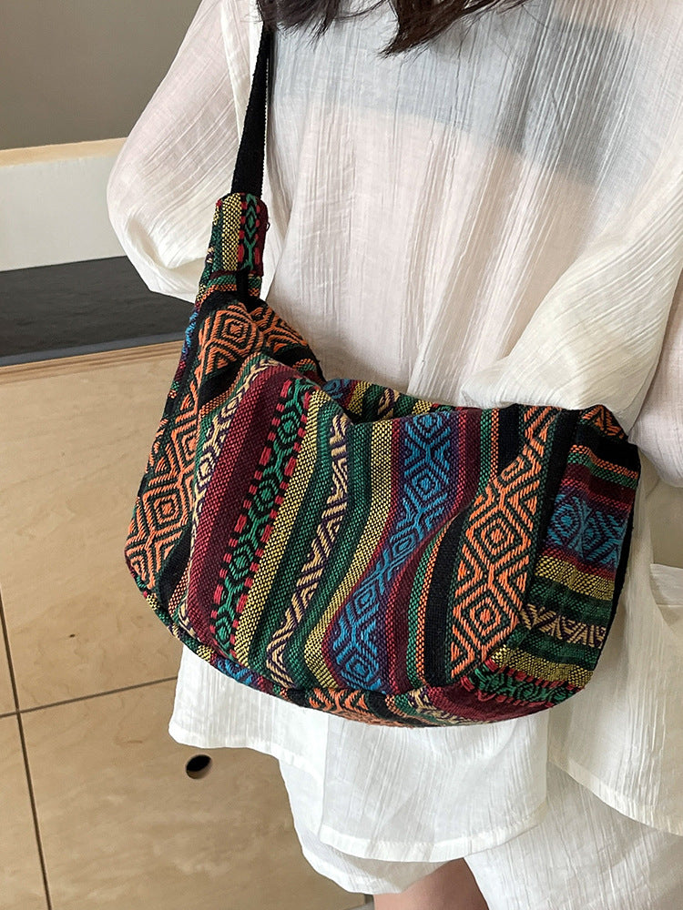Crossbody dumpling bag