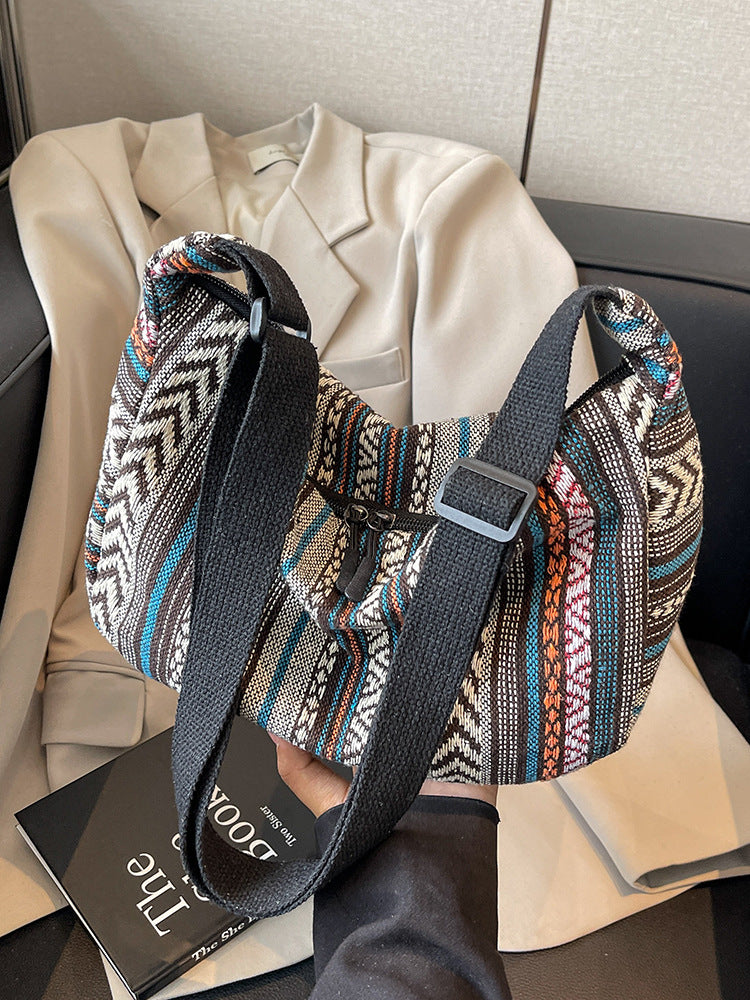 Crossbody dumpling bag