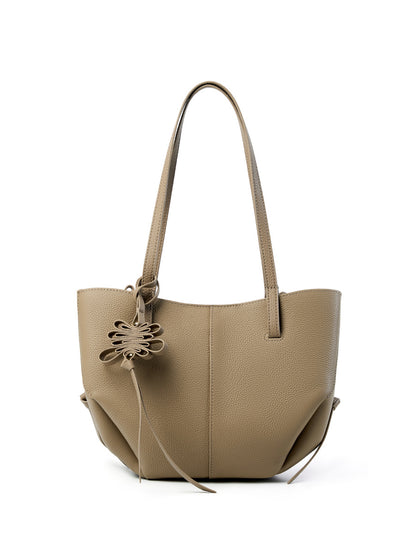 Crossbody leather shoulder bag