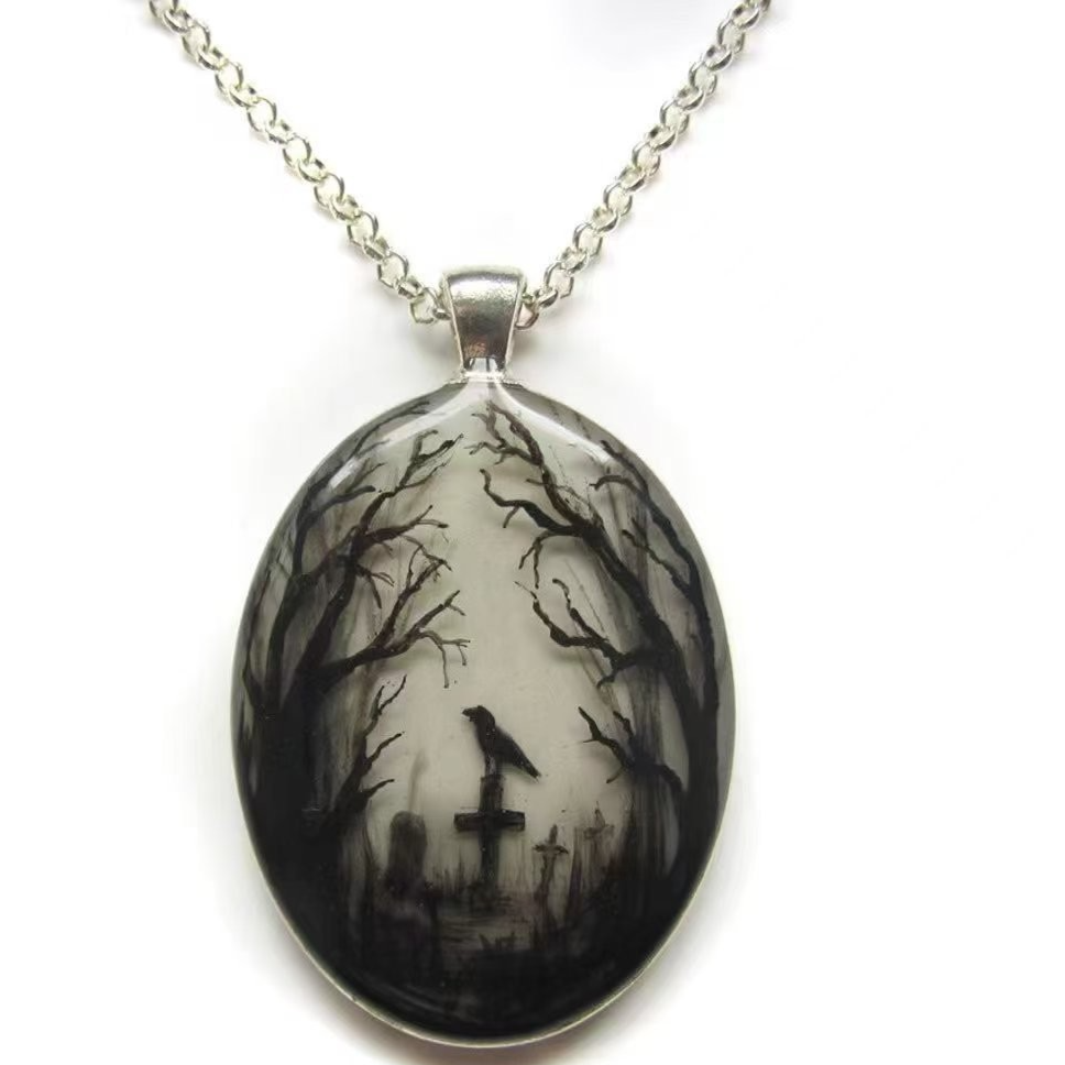 crow oval pendant necklace