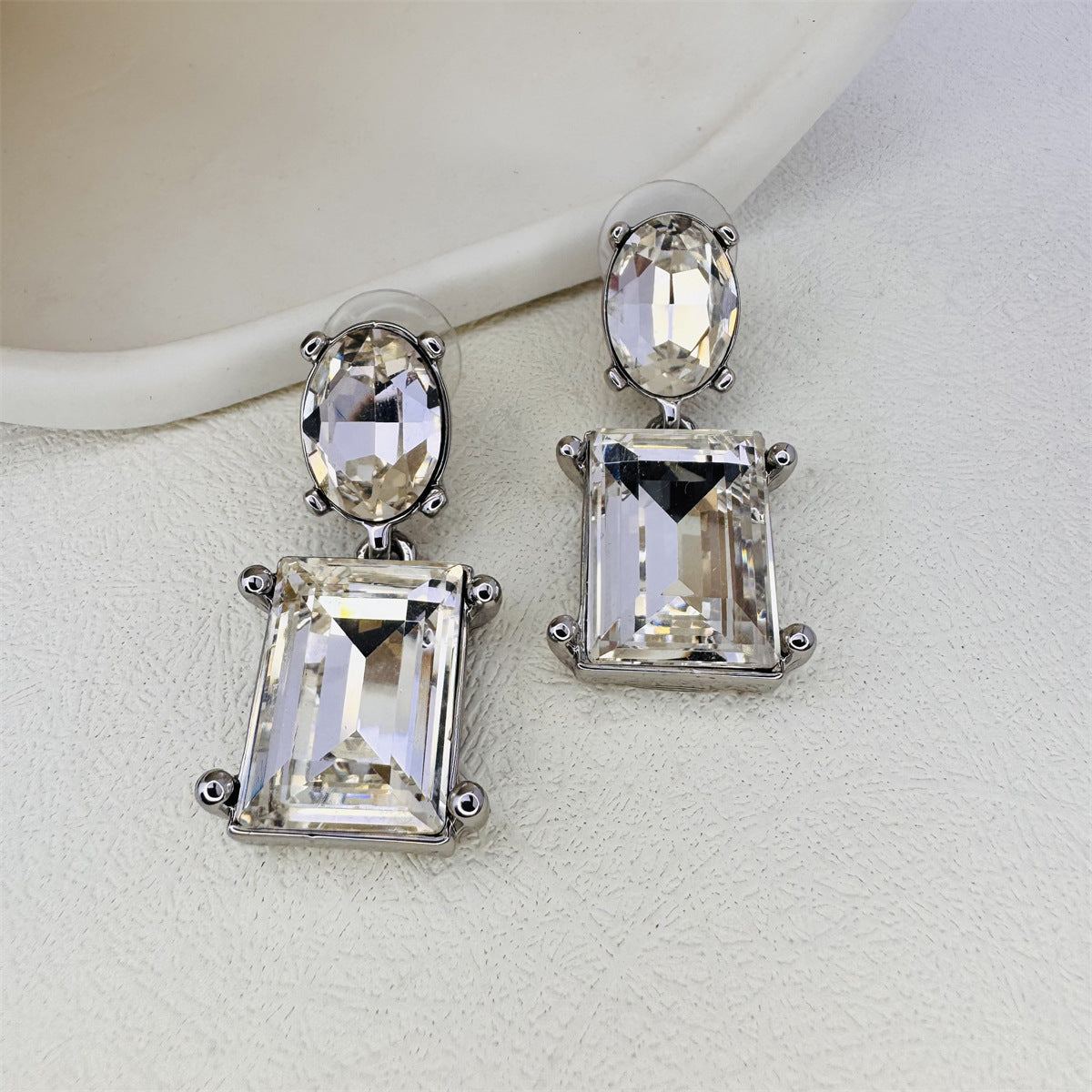 Crystal silver needle earrings