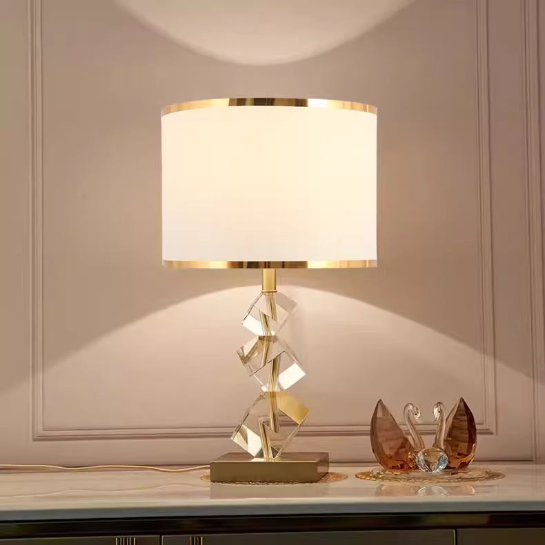 Crystal table lamp
