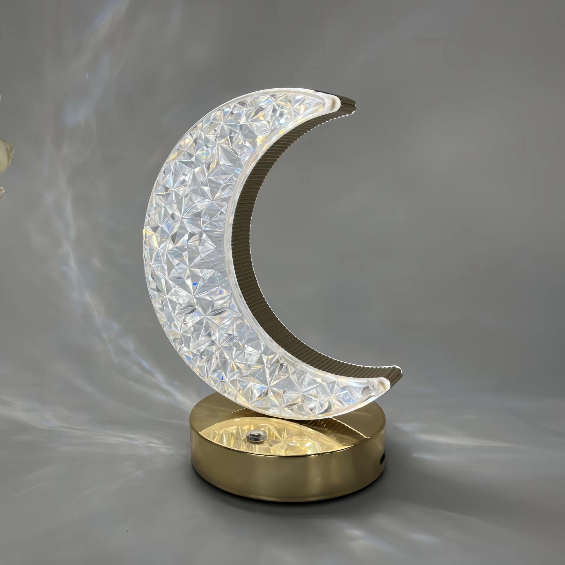 Crystal table lamp