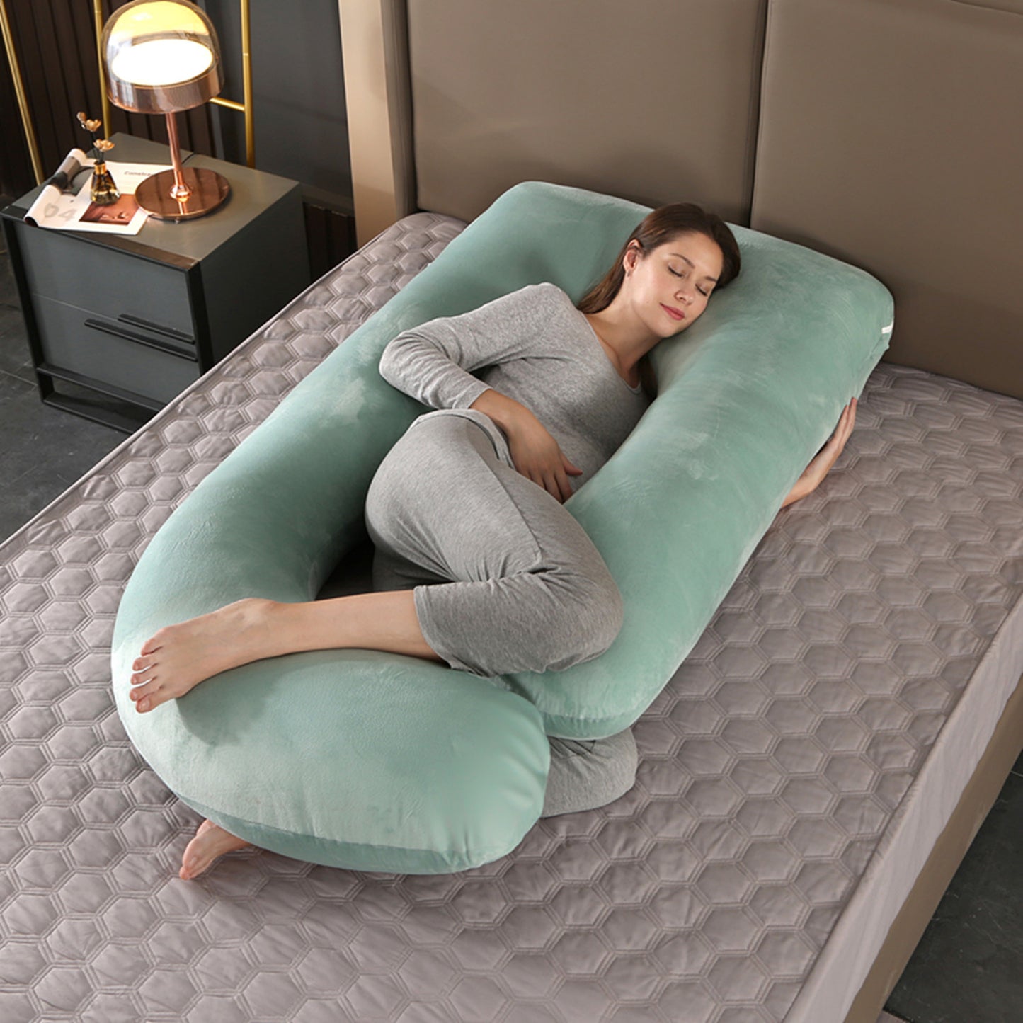 Crystal velvet G-shaped support pillow for waist
