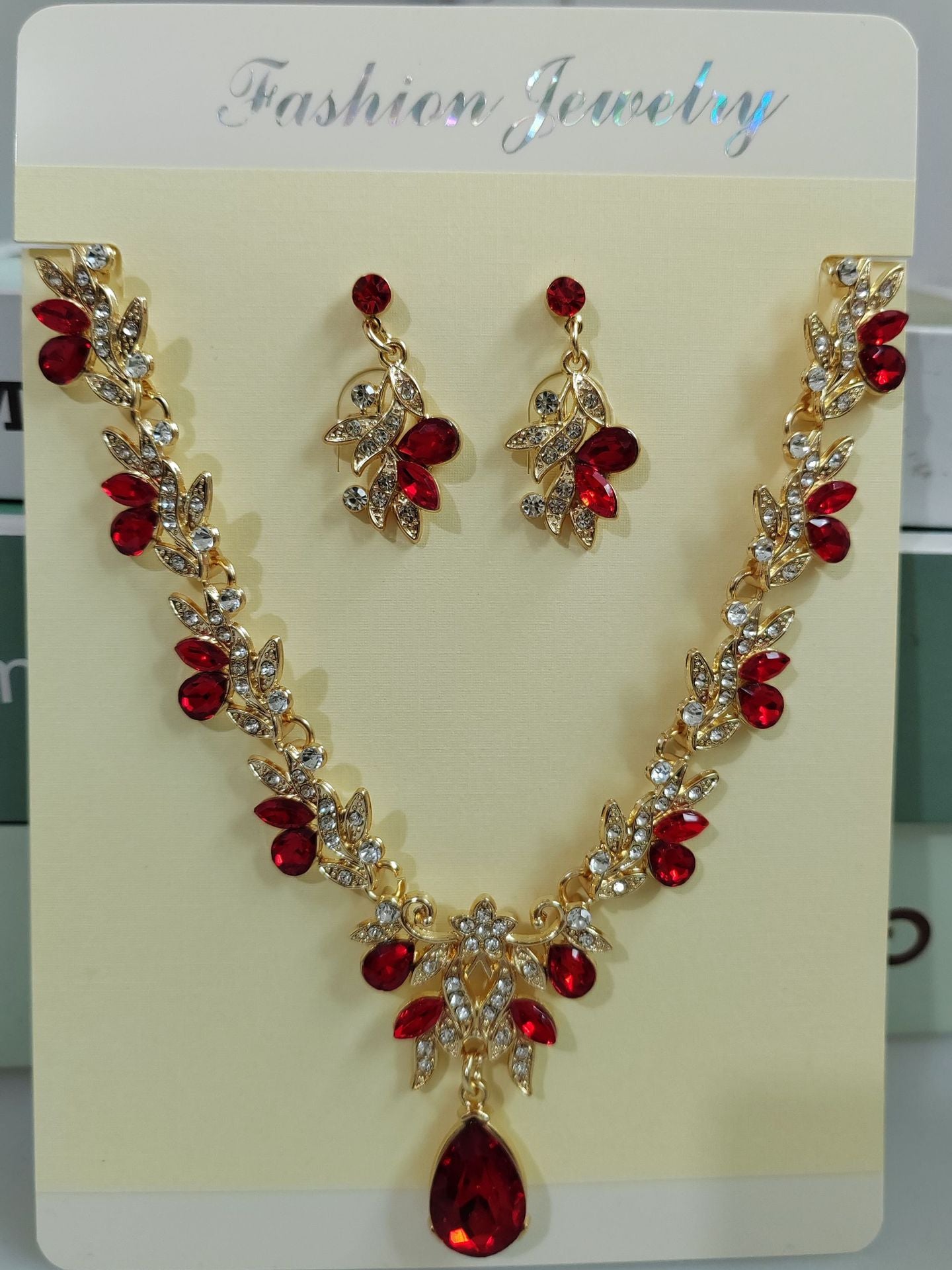 Crystal Wedding Banquet Jewelry Set