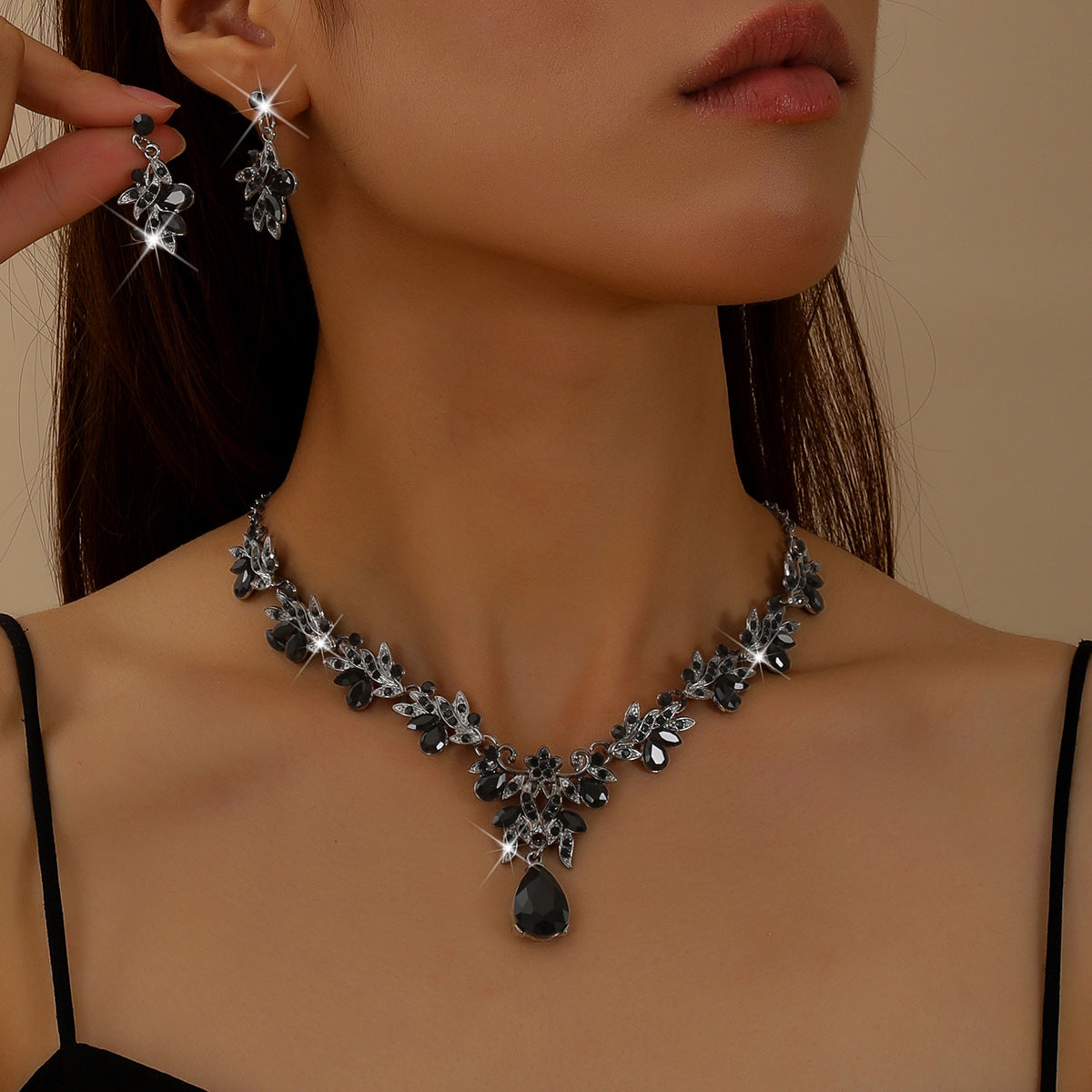 Crystal Wedding Banquet Jewelry Set