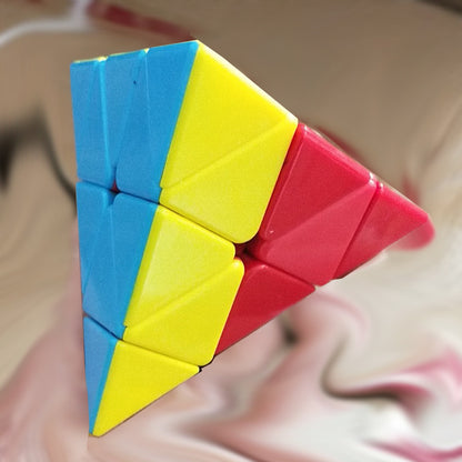 Cube toddler toy