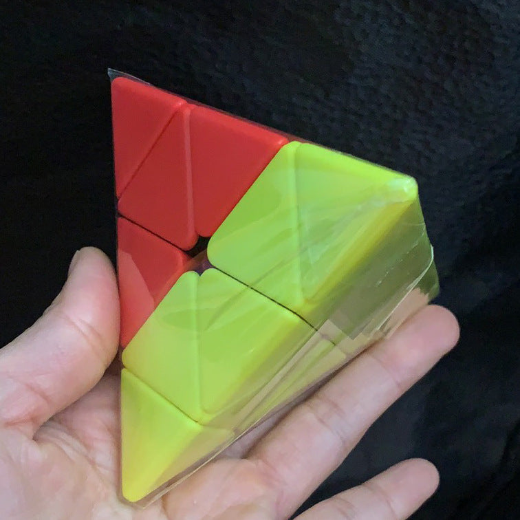 Cube toddler toy