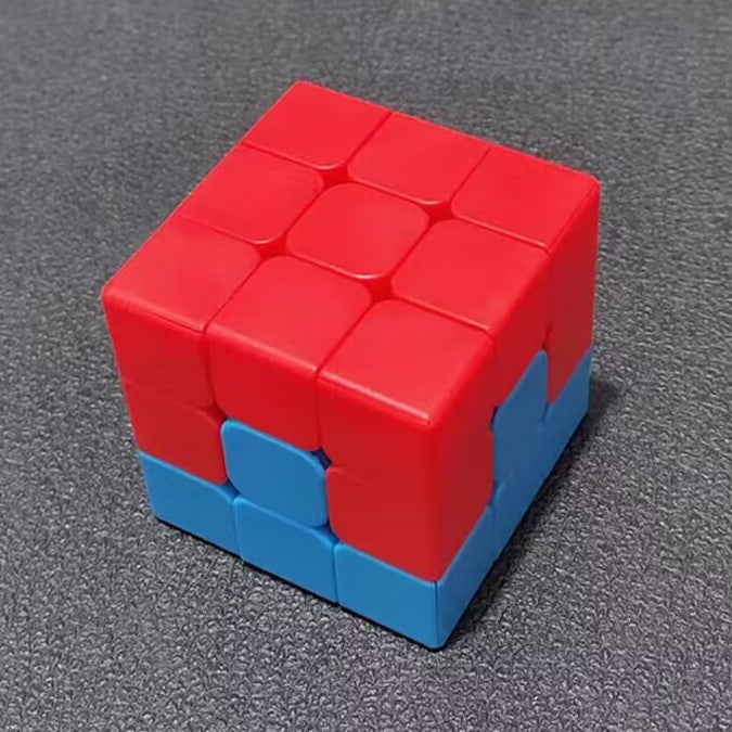 Cube toddler toy