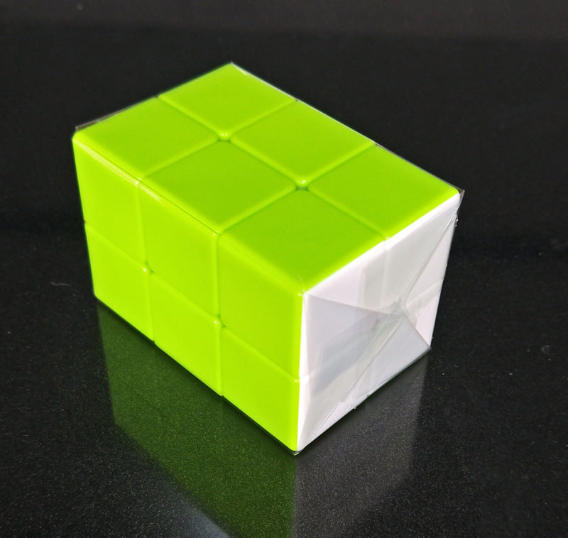 Cube toddler toy