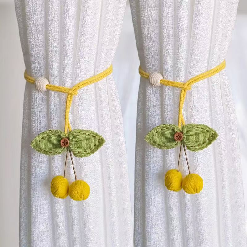 Curtain tie-back