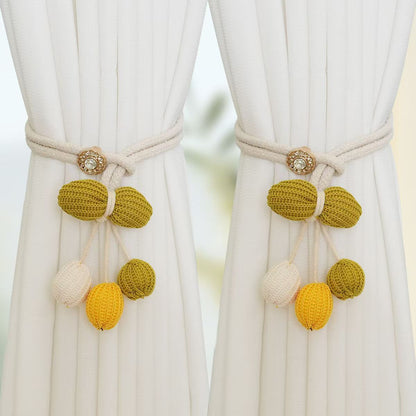 Curtain tie-back