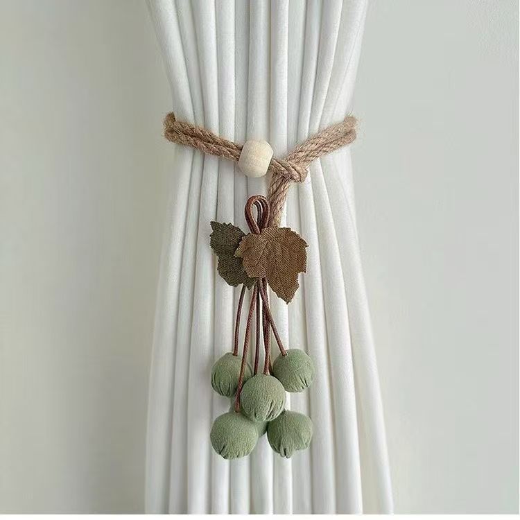 Curtain tie-back
