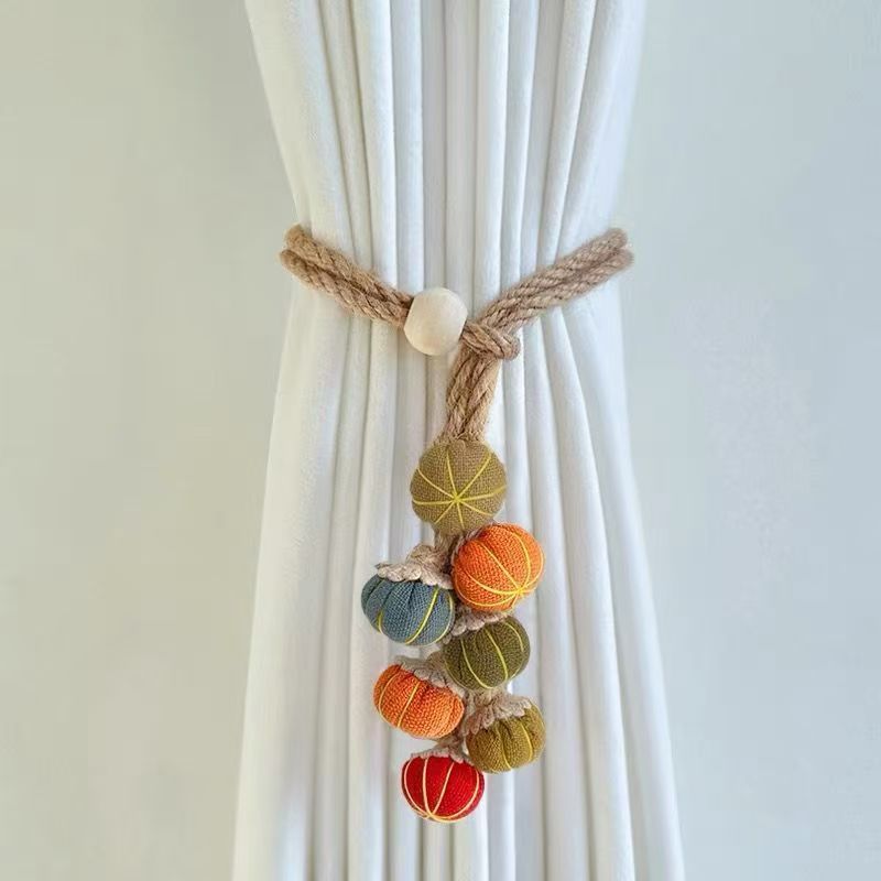 Curtain tie-back